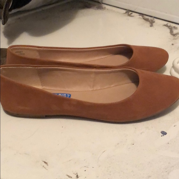women’s flats - Picture 3 of 3